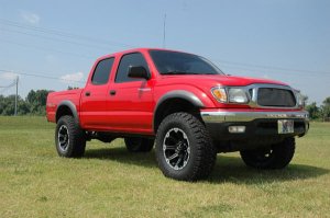 Toyota Tacoma Suspension Lift Kit - Rough Country - 2.5 Inch - '95-'04